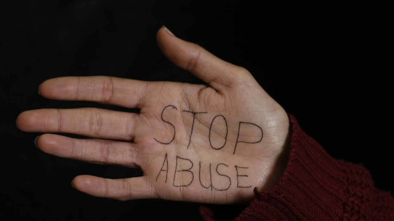 Invisible Trauma - Diagnosing and Treating Emotional Abuse in Childhood